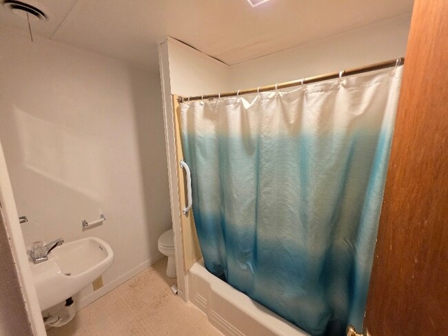 Photo - 6137 Memorial Dr Unit 7