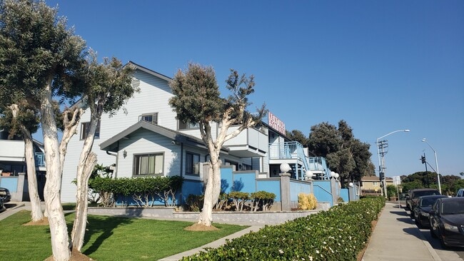 Photo - Benton Apartments