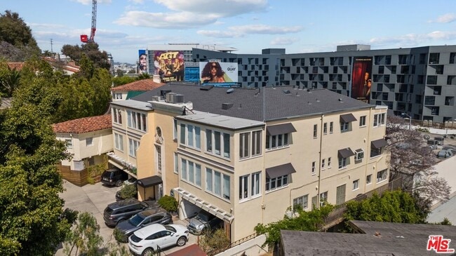 Photo - 1326 Londonderry View Dr Unit 7