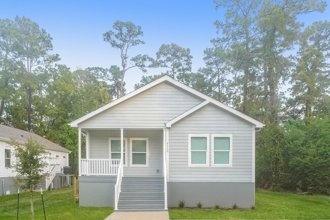 Photo - 9330 Crestview Dr