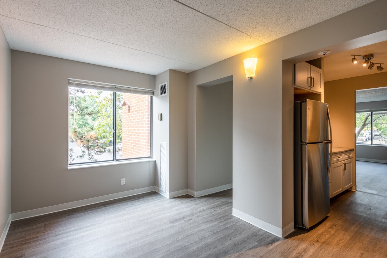 Photo - Village At Brookline Apartments