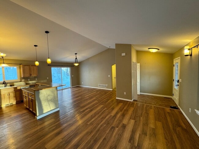 Photo - Beautiful 3 Bed 2 Bath Home in Wasilla!