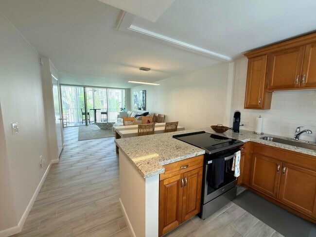 Photo - 4242 Deste Ct Unit 208