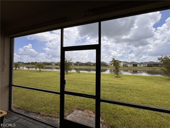 Building Photo - 14499 Cantabria Dr