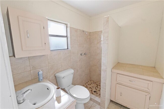 Photo - 7 W South St