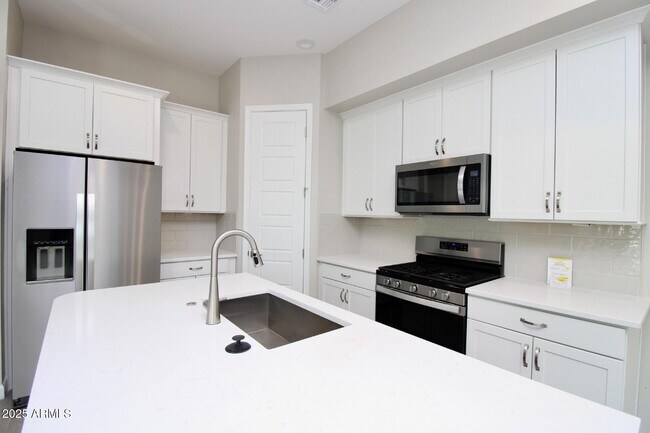 Photo - 4811 E Village Dr