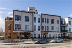Building Photo - 101 N Beacon St Unit 303
