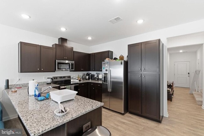 Photo - 2618 Grey Wolf Ln