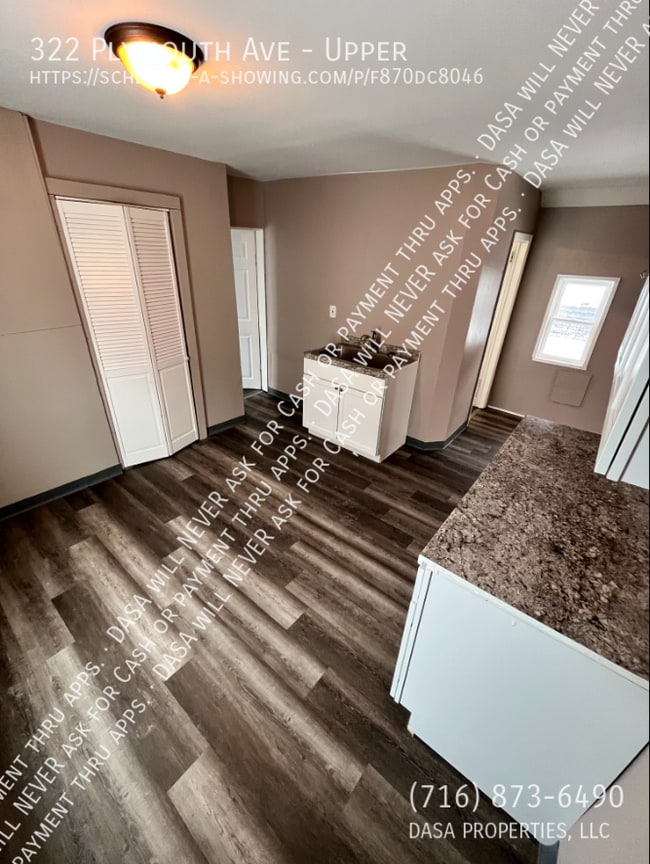 Photo - 322 Plymouth Ave Unit Upper