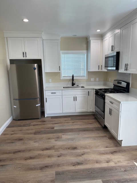 Building Photo - 10105 1/2 Laurel Canyon Blvd