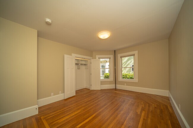 Photo - 1590 Cambridge St Unit 1