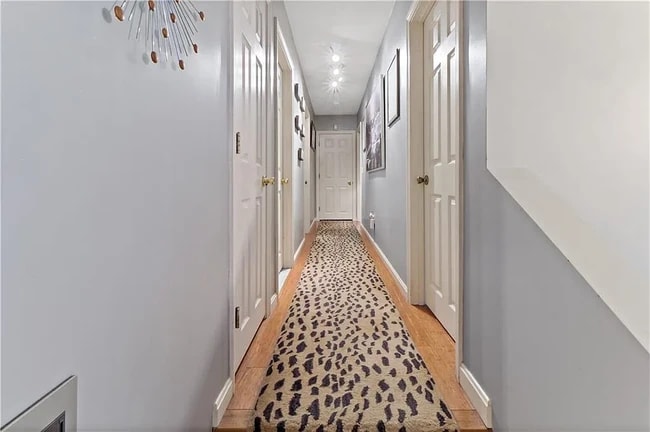 23 Longwood Ave