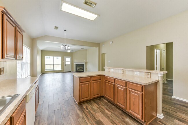 Photo - 9127 Willow Crossing Dr