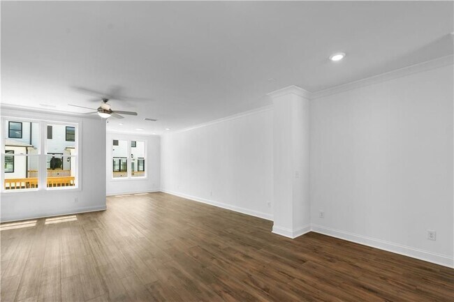 Photo - 5440 Howington Ct