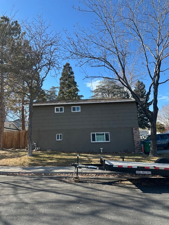 Photo - 2700 Scholl Dr