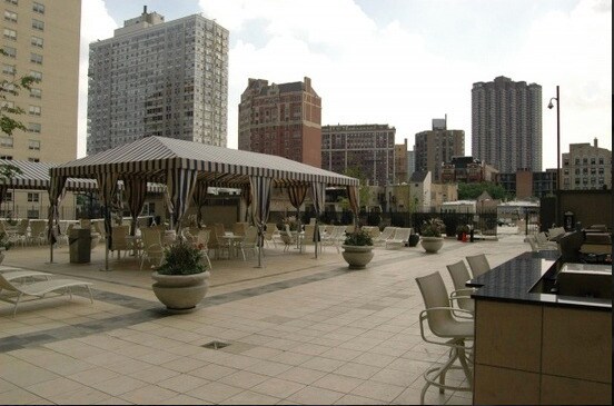 Photo - 655 W Irving Park Rd Unit 2308