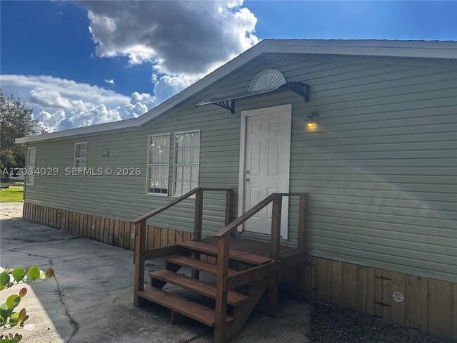 131 Oak Dr