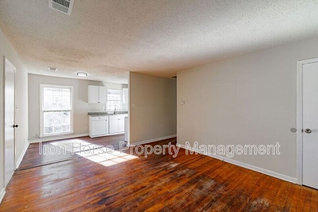 Photo - 414 W Richland Ave