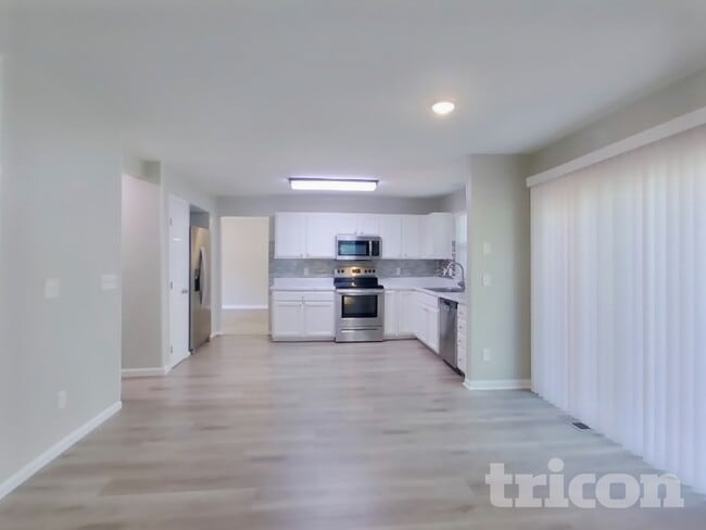 Photo - 2536 Bayview Dr