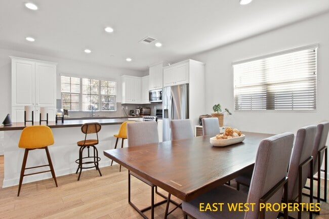 Photo - 140 Lantana Dr