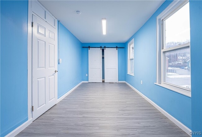 Photo - 599 Albany St