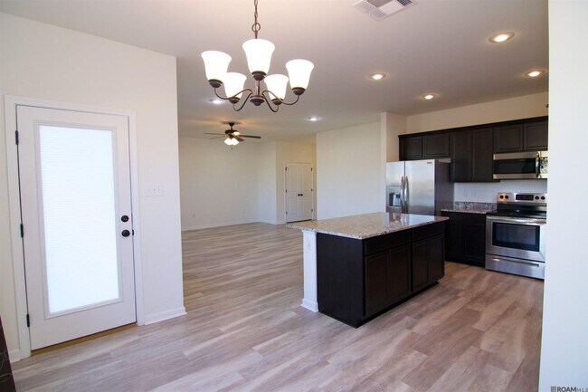 Photo - 41734 Shallow Bend Dr