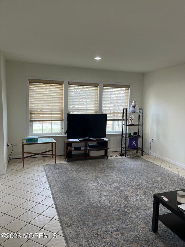 Building Photo - 27C Benjamin Franklin Dr