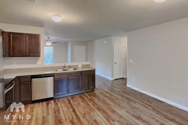 764 The Heights Ln