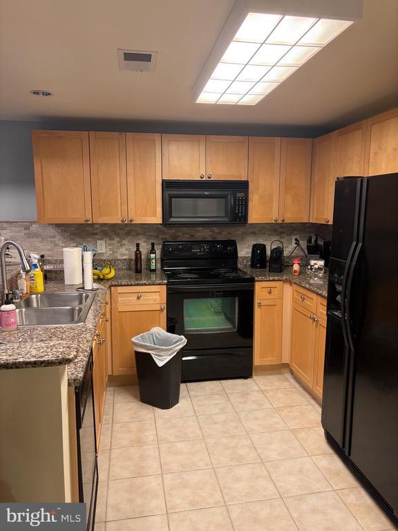 Photo - 777 7th St NW Unit 703