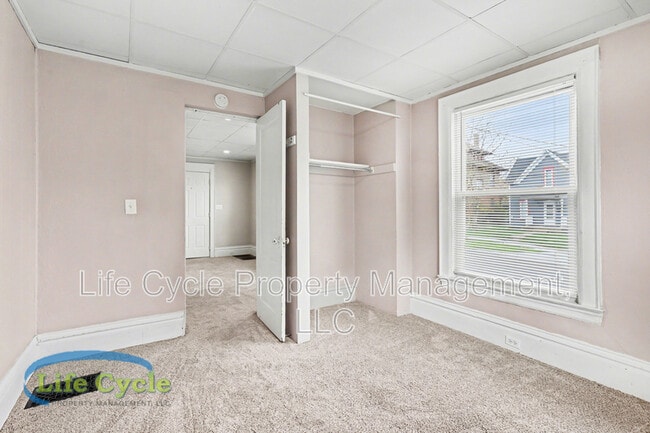 Photo - 18 Indiana Ave SW