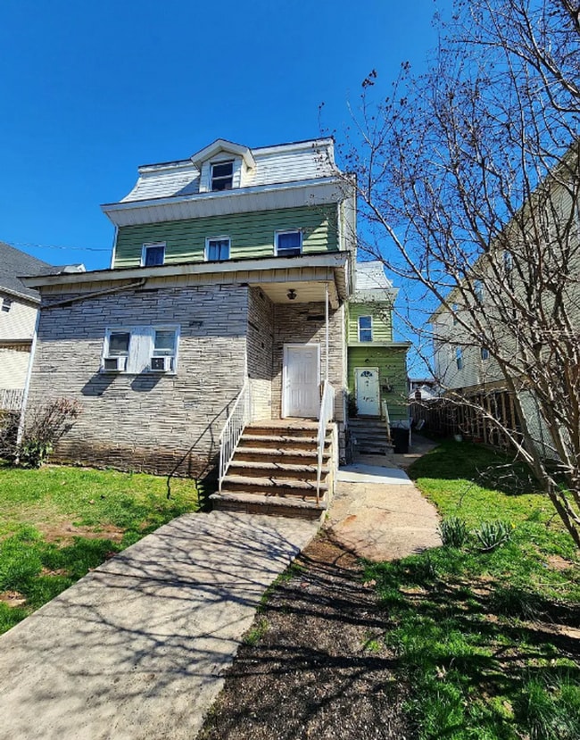 Building Photo - 431 Madison Ave Unit 2B