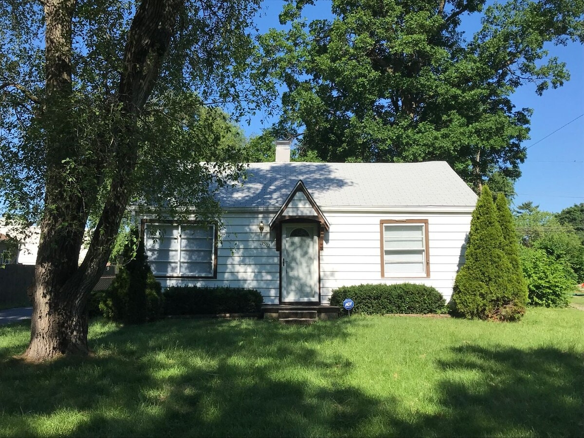 Photo - South side Indy - 3 BR near U of I