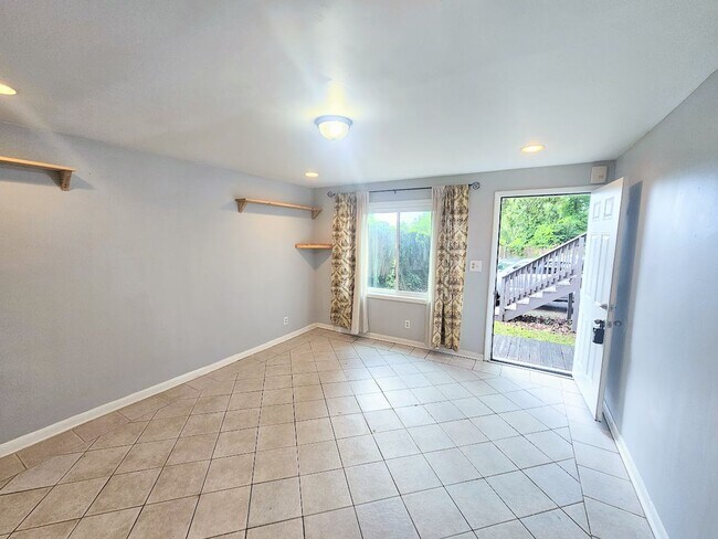 1155 United Ave SE Unit 1155-C United Ave