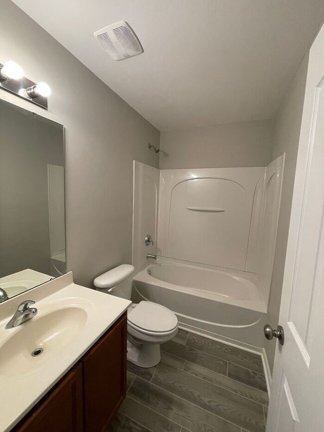 Photo - Spacious 4 bedroom, 2 full bath, 2 story town home