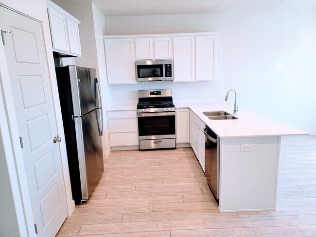 Photo - Fantastic Gorgeous Townhome!