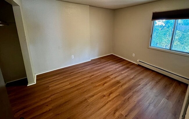 York Ave Apartments