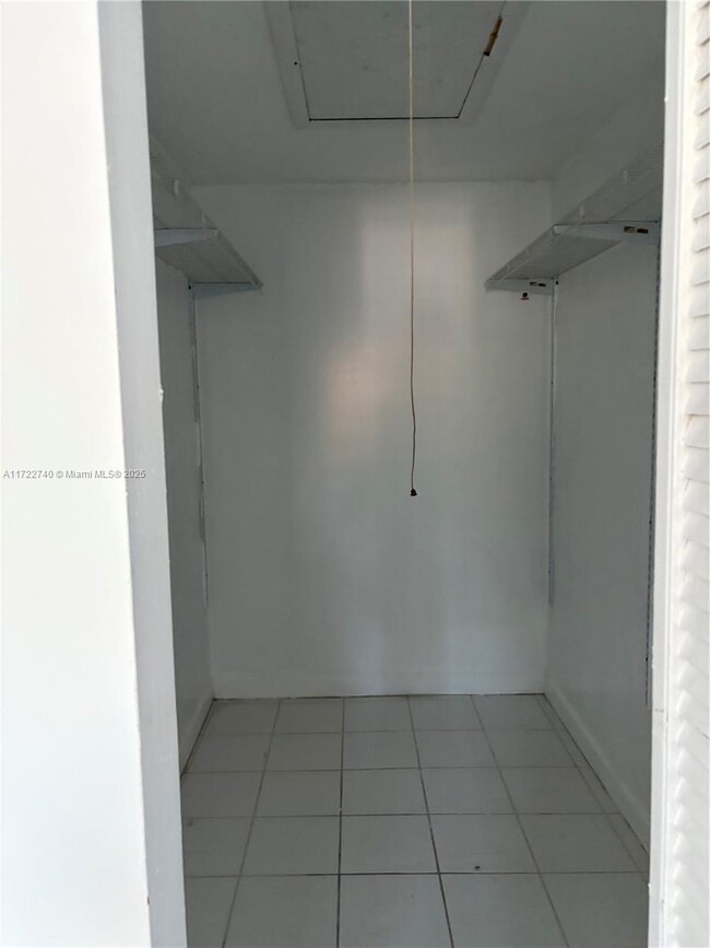 Photo - 4301 NW 19th St Condo Unit 6
