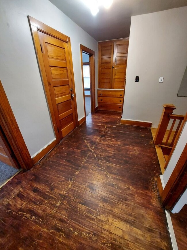 Photo - 920 Dousman St Unidad Upper B