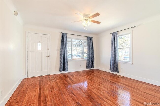 Photo - 1216 E George Ave