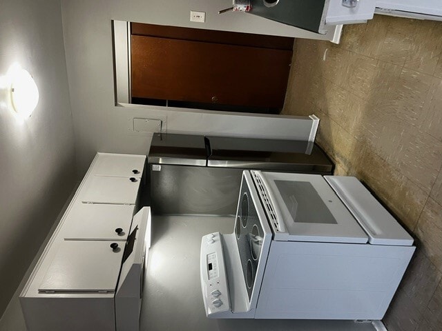 Photo - 12 Brant Ave