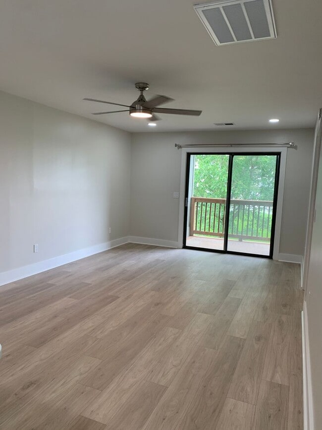 Photo - Completely Renovated 2 Bedroom 2 Bath Park Place Condo