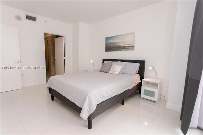 Photo - 6365 Collins Ave Unit 6365 Collins Ave appt 806