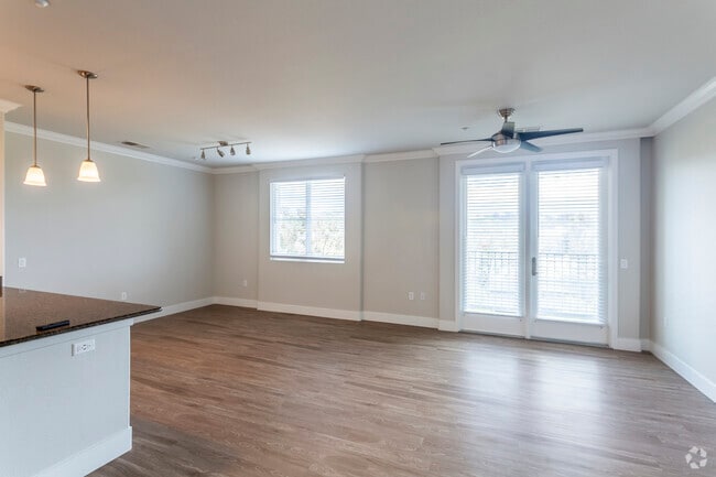 2 BR, 2 BA - 117nge SF