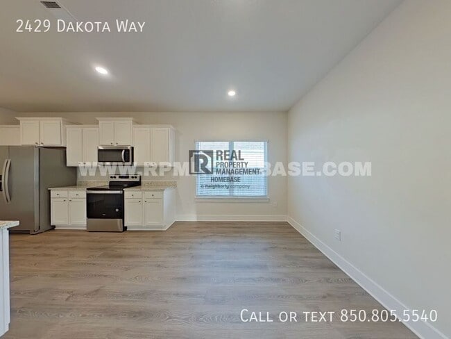 Photo - 2429 Dakota Wy