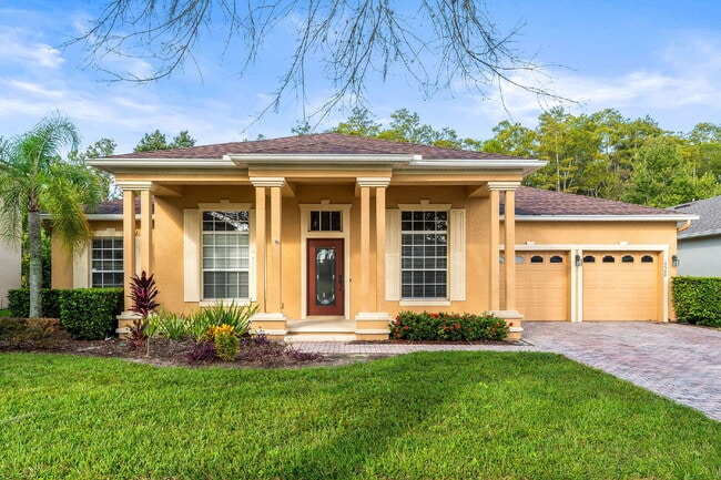 Building Photo - Spacious 4-Bedroom Pool Home with 3 Full B...