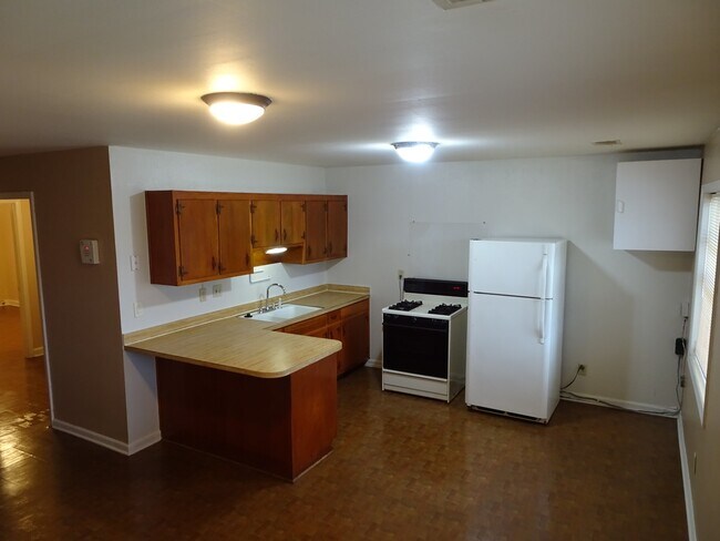 Photo - 283 Lake Dr Unit B