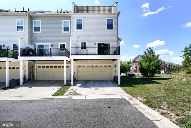 Photo - 8016 Blue Stream Dr