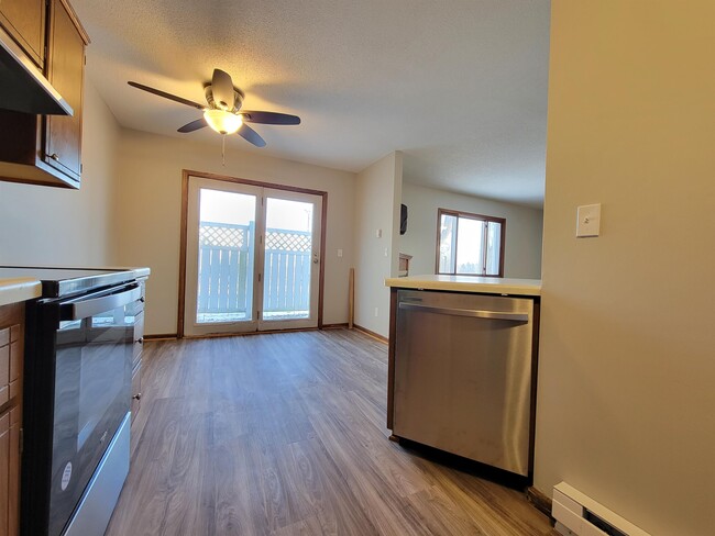 Photo - 204 18th St SW Unit 5