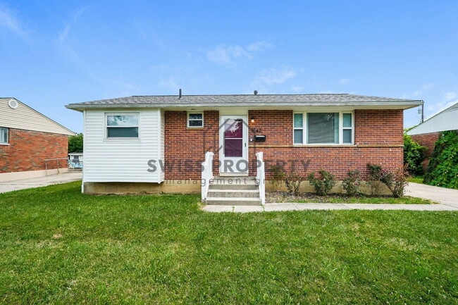 Photo - 1642 Marina Dr