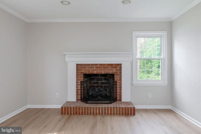Photo - 561 Tiffany Ct